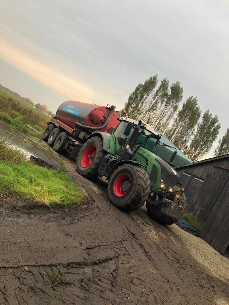 80827911-1963-40ae-9084-ddd421c50cc0